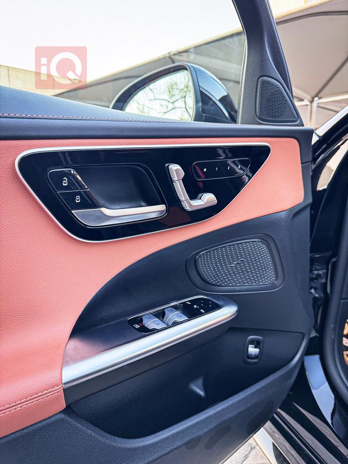 مرسيدس بنز C-Class